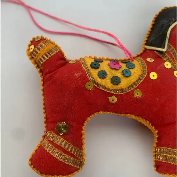 Vintage Folk Art Dog Ornament - Picture 4 of 6